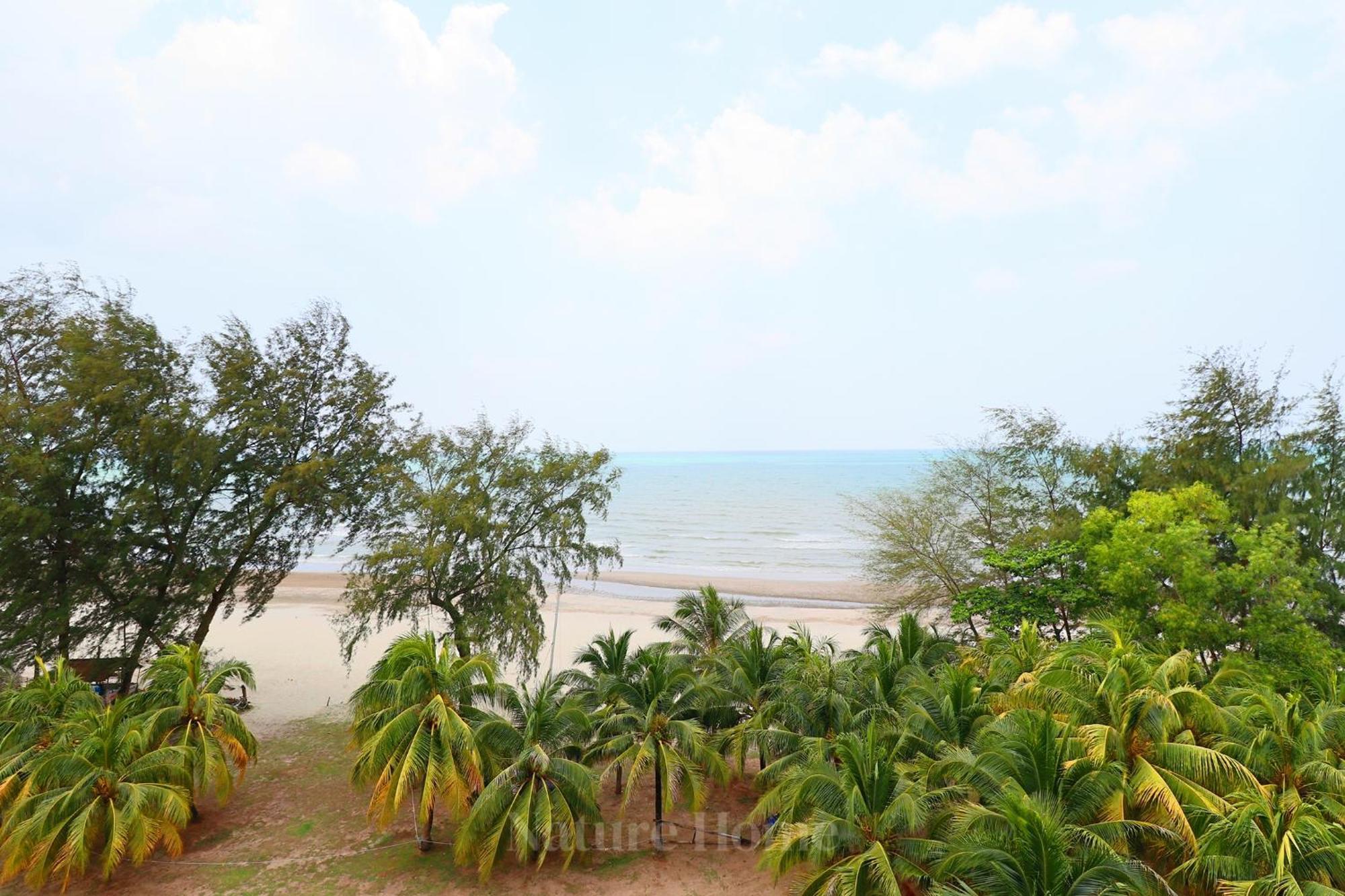 Nature Home 2 - Swiss Garden Resort Residences Beachfront Villa Kuantan Eksteriør bilde